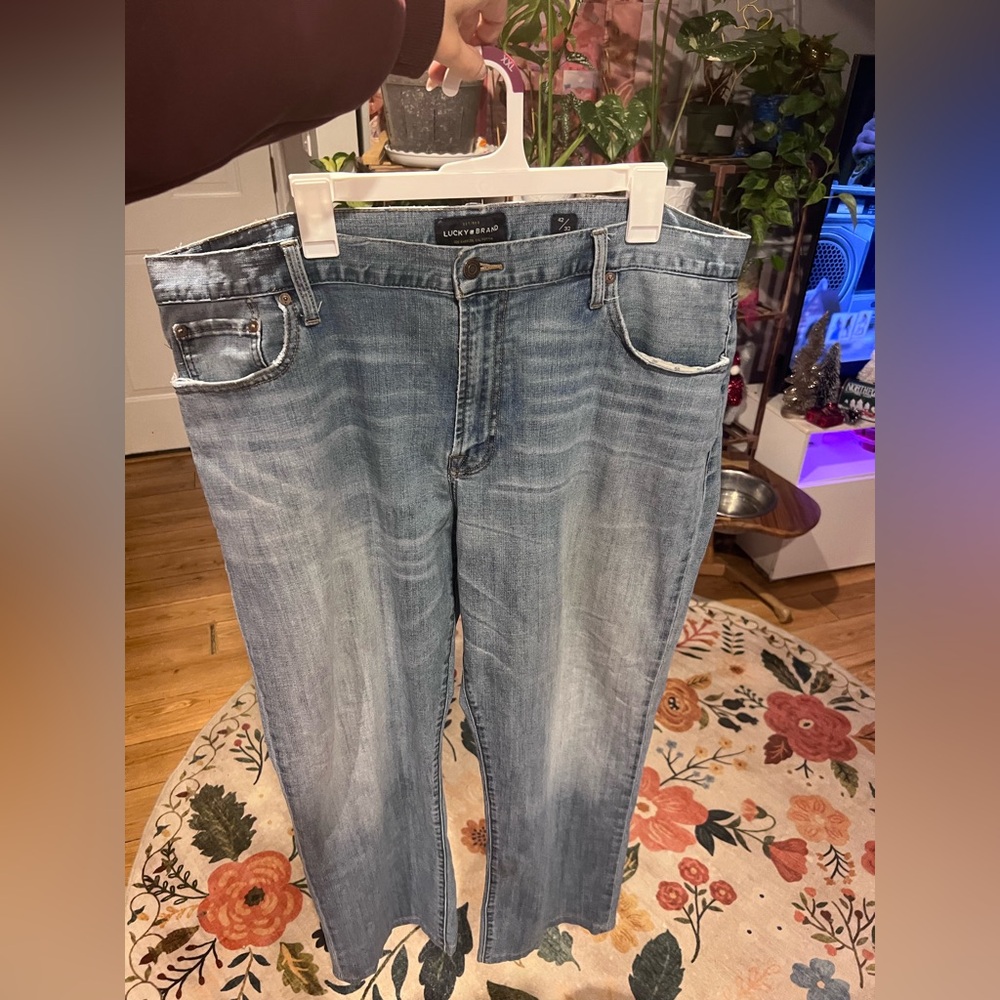 Lucky Brand 181 Relaxed Straight Light Wash Jeans 42x32 Y2K Baggy